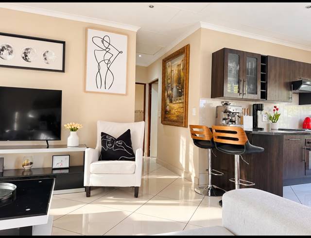2 BEDROOM TOWNHOUSE FOR SALE IN ARUNDO ESTATE